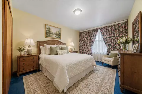 Bedroom - 665 Main St, Irwin, PA 15642 photo 1 of 9