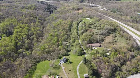 216 E Portersville Rd, Portersville, PA 16051
