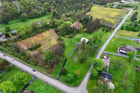 214 S Pike Rd, Sarver, PA 16055