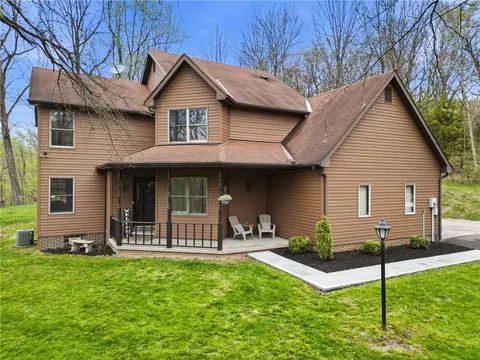 143 W Cruikshank Rd, Butler, PA 16002