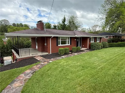 313 Crest Ave, Rostraver, PA 15012