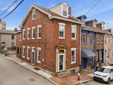 268 38th, Pittsburgh, PA 15201