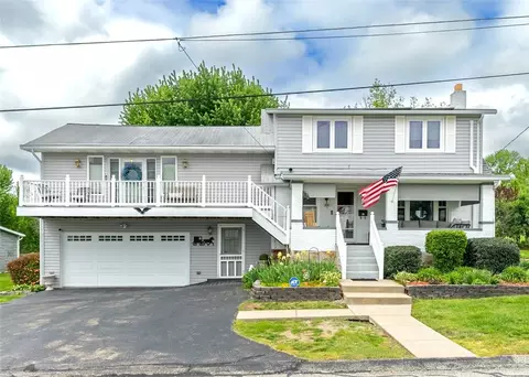 216 S 12th St, Connellsville, PA 15425