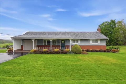 102 Kemper Rd, Butler, PA 16002