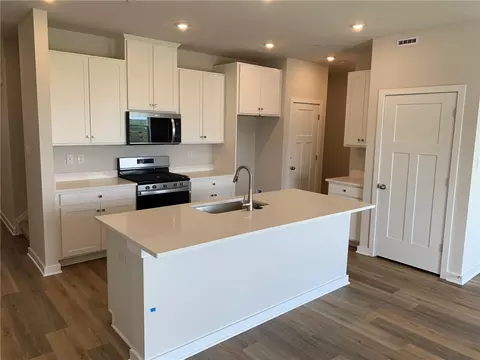 Kitchen - 159 Scotland Ln, Harmony, PA 16037 photo 2 of 3
