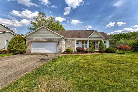 1009 Derekton Dr, Latrobe, PA 15650