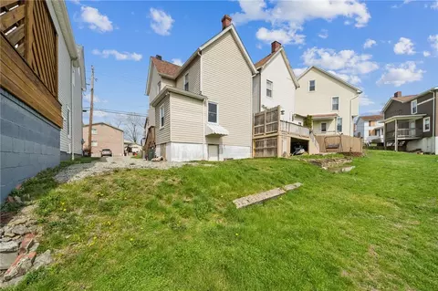Exterior - 514 6th St, Irwin, PA 15642 photo 3 of 3