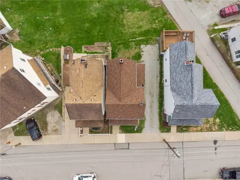 View/Area - 514 6th St, Irwin, PA 15642 photo 3 of 3
