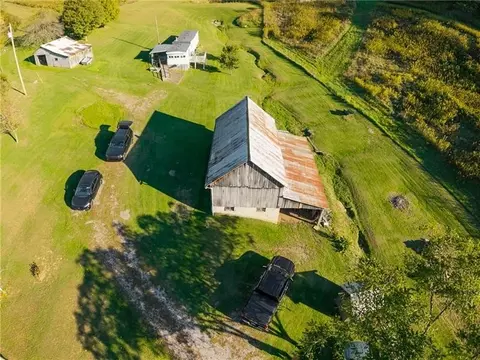 192 Van Druff Rd, Spraggs, PA 15362 photo 7