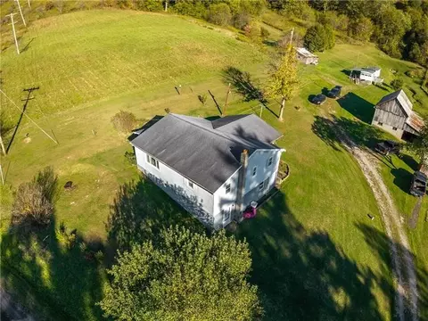 192 Van Druff Rd, Spraggs, PA 15362 photo 6