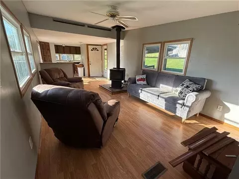 192 Van Druff Rd, Spraggs, PA 15362 photo 44