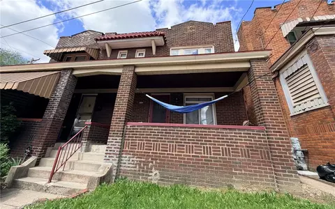3303 Niagara St, Pittsburgh, PA 15213