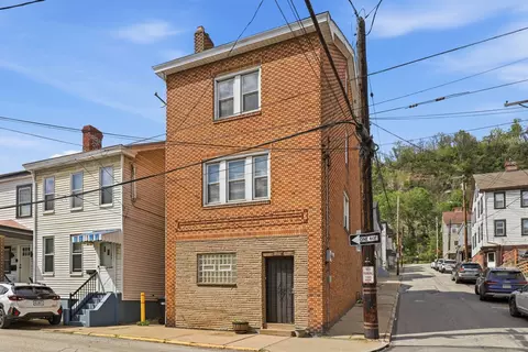 816 Penn, Pittsburgh, PA 15215