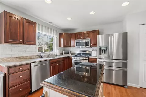 Kitchen - 204 Windham, Mars, PA 16046 photo 1 of 1