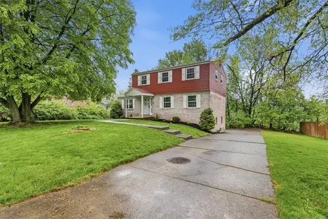 Exterior - 14255 Wayne Dr, Irwin, PA 15642 photo 2 of 8