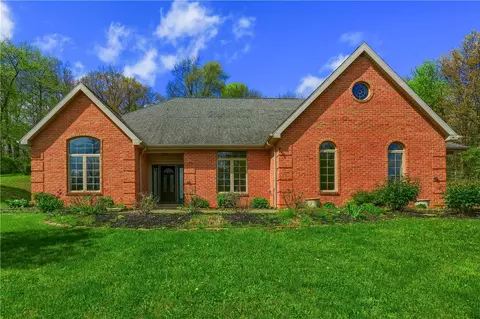 113 Whistle Pig Ln, Mars, PA 16046
