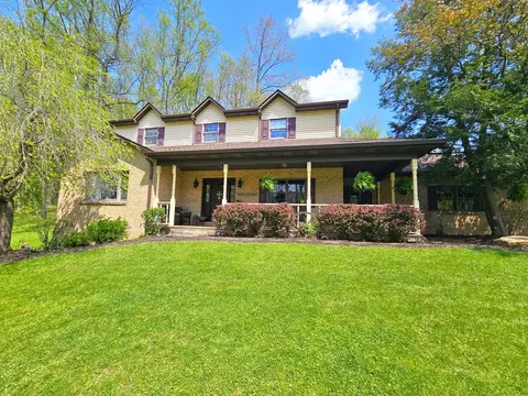 950 Davis School Rd, Washington, PA 15301