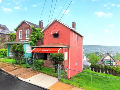 Exterior - 520 Stokes Ave, Braddock, PA 15104 photo 2 of 12