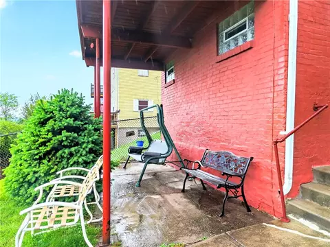 Exterior - 520 Stokes Ave, Braddock, PA 15104 photo 8 of 12