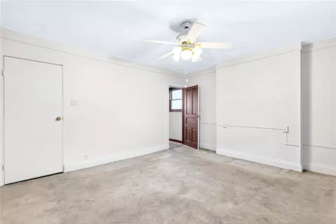 Bedroom - 520 Stokes Ave, Braddock, PA 15104 photo 3 of 7