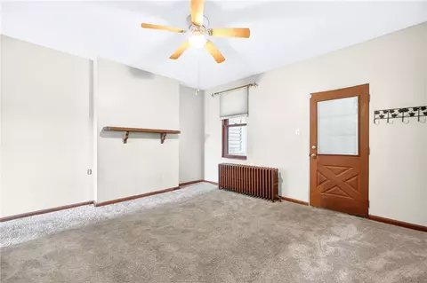 Living - 520 Stokes Ave, Braddock, PA 15104 photo 3 of 4