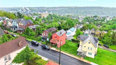 View/Area - 520 Stokes Ave, Braddock, PA 15104 photo 1 of 10