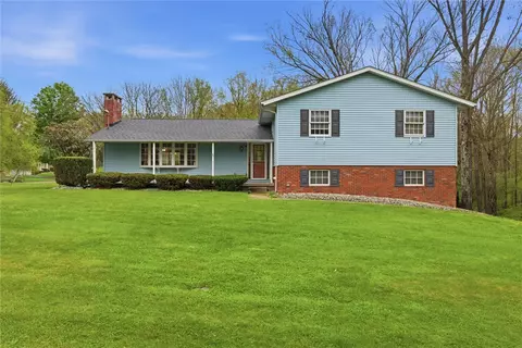 200 Aspen Way, Jamestown, PA 16134