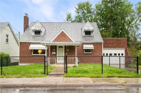 1351 Strawn Ave, New Kensington, PA 15068