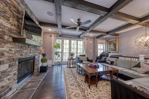 Living - 362 Highpointe, Seven Fields, PA 16046 photo 1 of 3