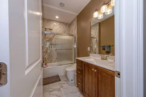 Bath - 362 Highpointe, Seven Fields, PA 16046 photo 2 of 5