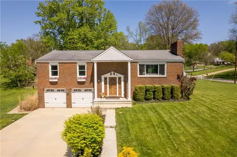 279 Carmell Dr, Pittsburgh, PA 15241