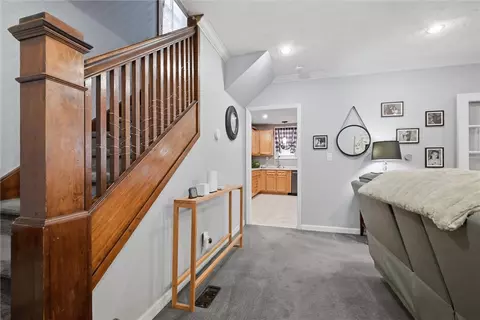 Entry Way - 64 Florida Ave, Apollo, PA 15613 photo 1 of 2