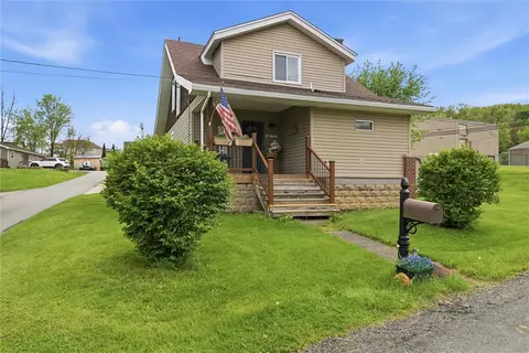Exterior - 64 Florida Ave, Apollo, PA 15613 photo 4 of 7