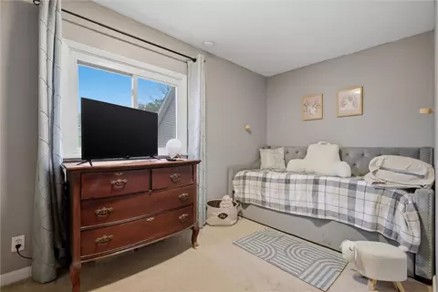 Bedroom - 64 Florida Ave, Apollo, PA 15613 photo 4 of 4