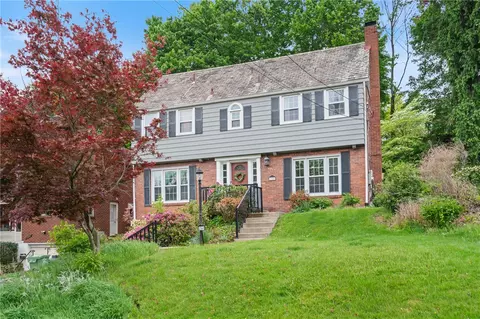 2340 Mcnary Blvd, Pittsburgh, PA 15235