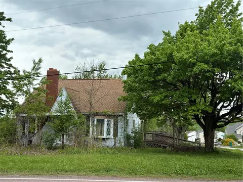 105 Lentz Rd, Latrobe, PA 15650