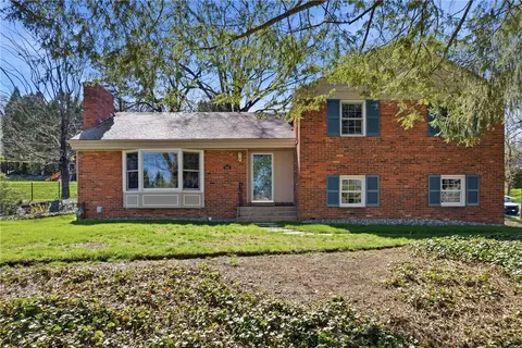 900 Old Hickory Rd, Pittsburgh, PA 15243