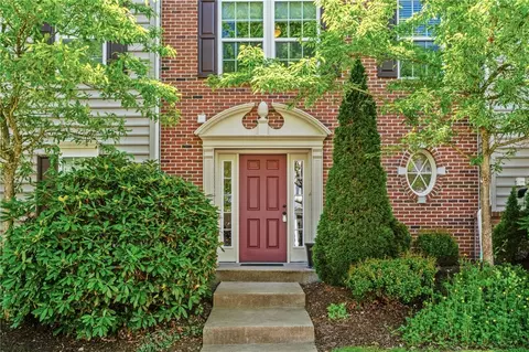 359 Wealdstone Rd, Cranberry Township, PA 16066