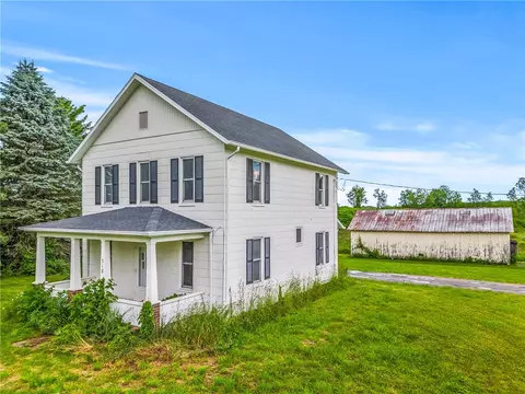 318 Old Ash Rd, Mercer, PA 16137