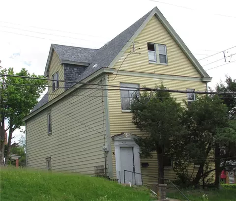 527 Delmont Ave, Pittsburgh, PA 15210