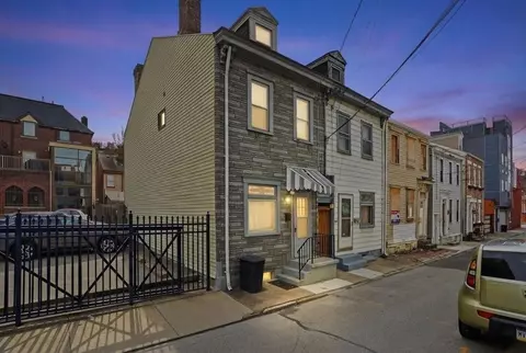 1816 Harcum, Pittsburgh, PA 15203