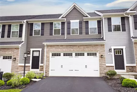 471 Dogwood Ln, Mcdonald, PA 15057
