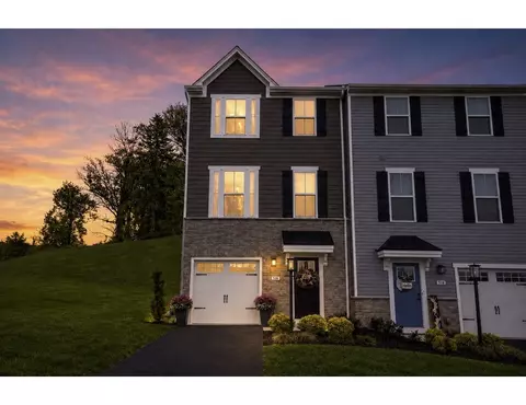 516 Dogwood Ln, Mcdonald, PA 15057
