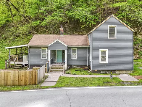 231 Coal Valley Rd, Jefferson Hills, PA 15025
