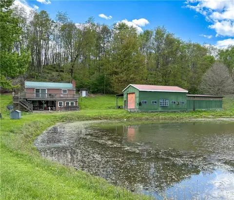 401 Beefalo Rd, Ford City, PA 16226