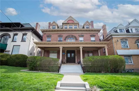 425 S Aiken Ave, Pittsburgh, PA 15232