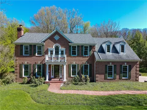 103 Simmons Rd, Mcmurray, PA 15317