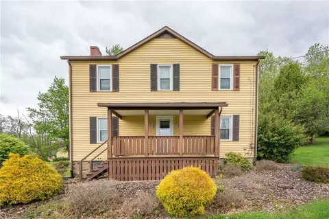 1566 Keystone Park Rd, New Alexandria, PA 15670