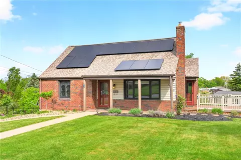 103 Minnock Dr, Pittsburgh, PA 15237
