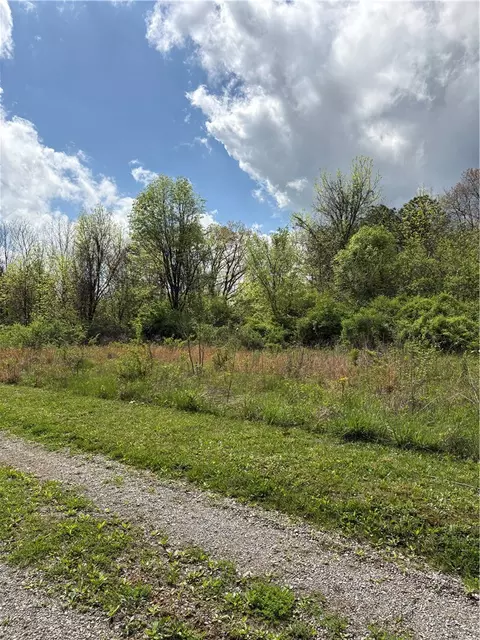 0 Pickens Rd, Aliquippa, PA 15001